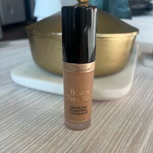 Too Faced Born This Way Sculpting contour - Cream- used ONCE